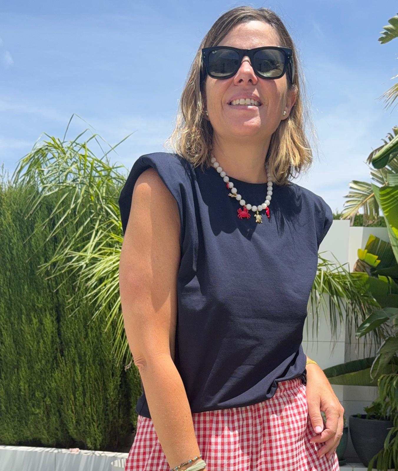 Camiseta hombreras