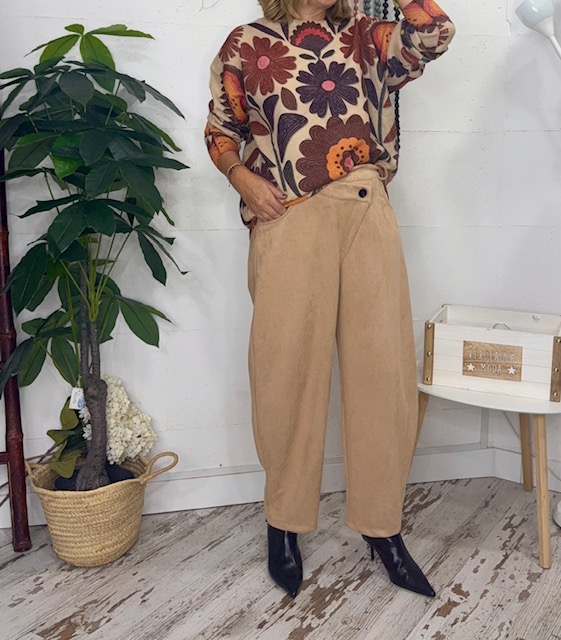 Pantalón antelina botón - Imagen 2